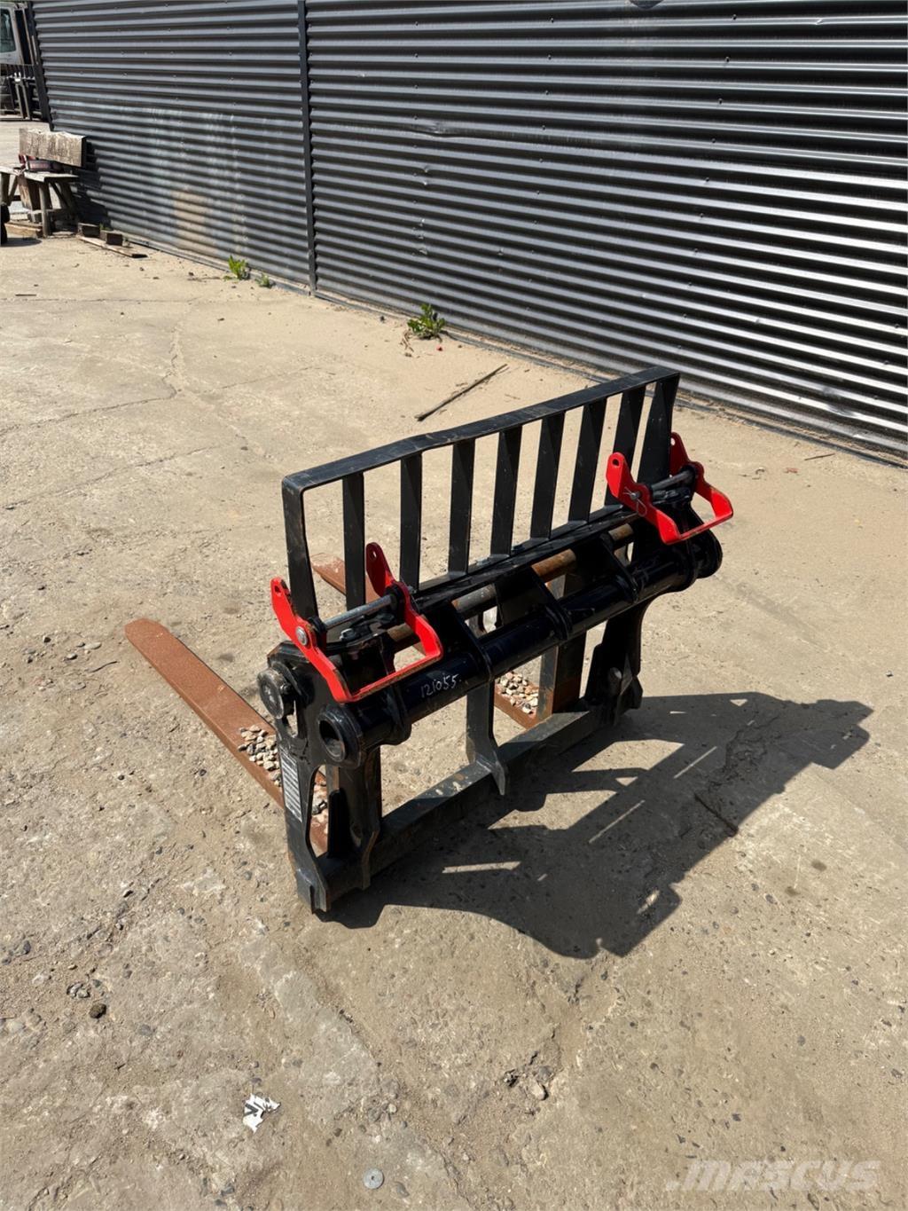 Manitou 625 フォーク