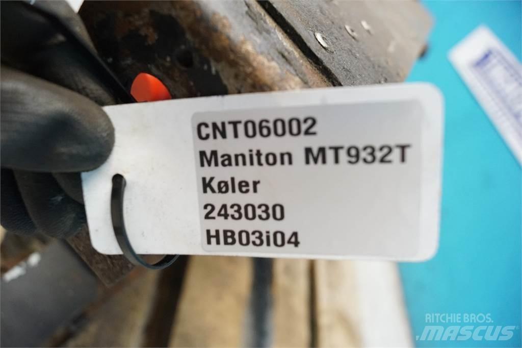 Manitou MT 932T ラジエター