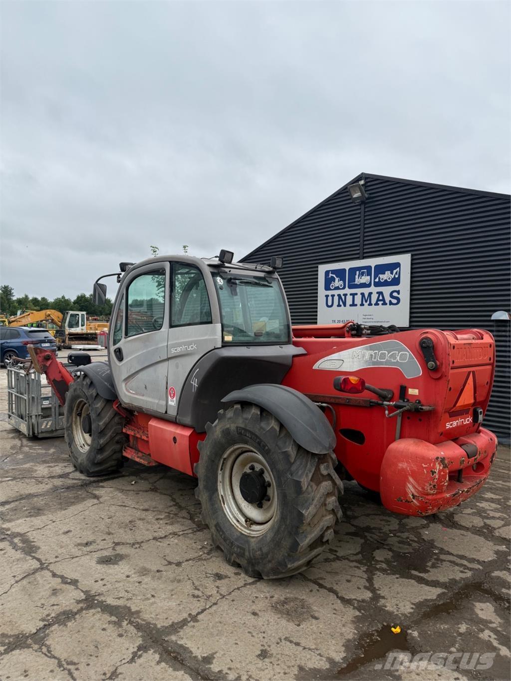 Manitou MT1840 テレスコーピックハンドラー