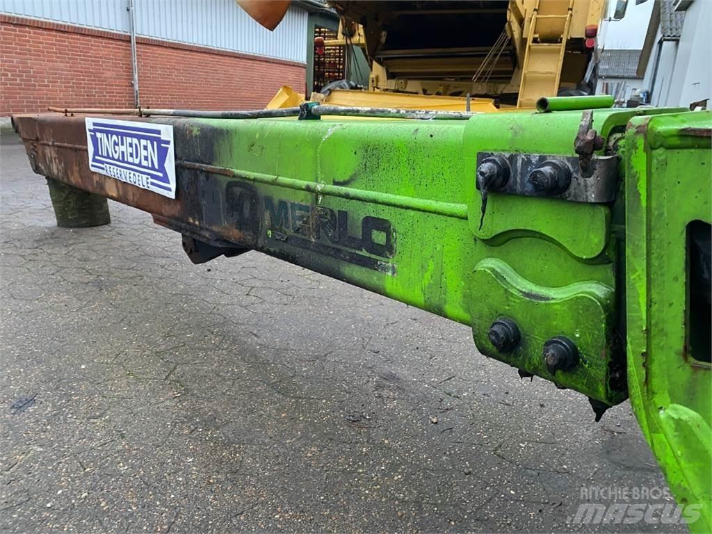 Merlo 25.6 ブーム、アーム