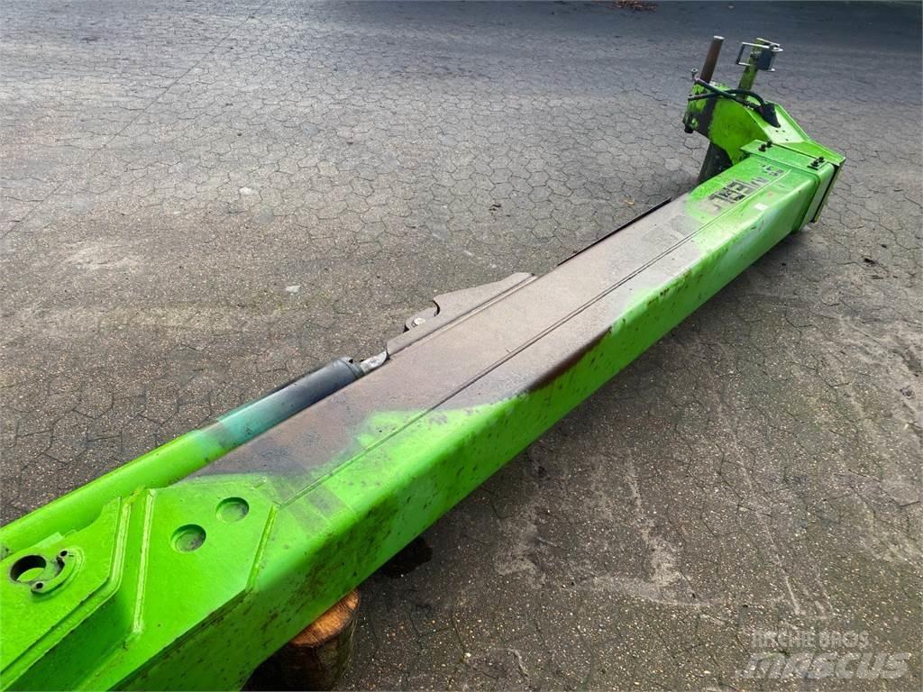 Merlo 28.7 ブーム、アーム