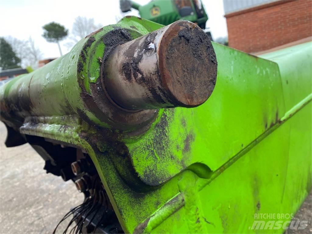 Merlo 38.10 ブーム、アーム