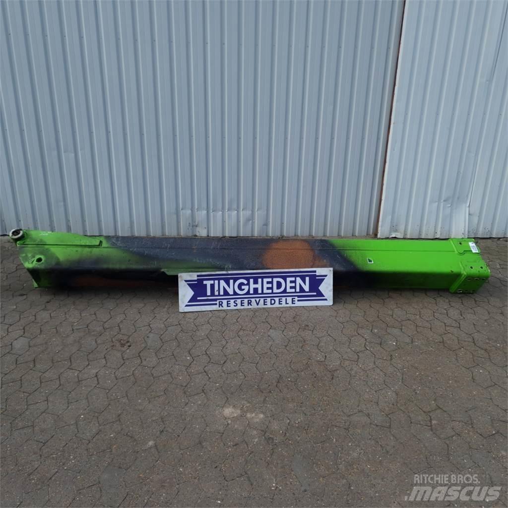 Merlo 40.7 ブーム、アーム