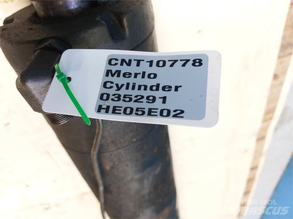 Merlo P40.7 油圧機