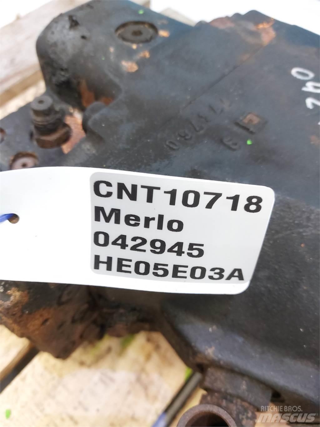 Merlo P41.7 油圧機