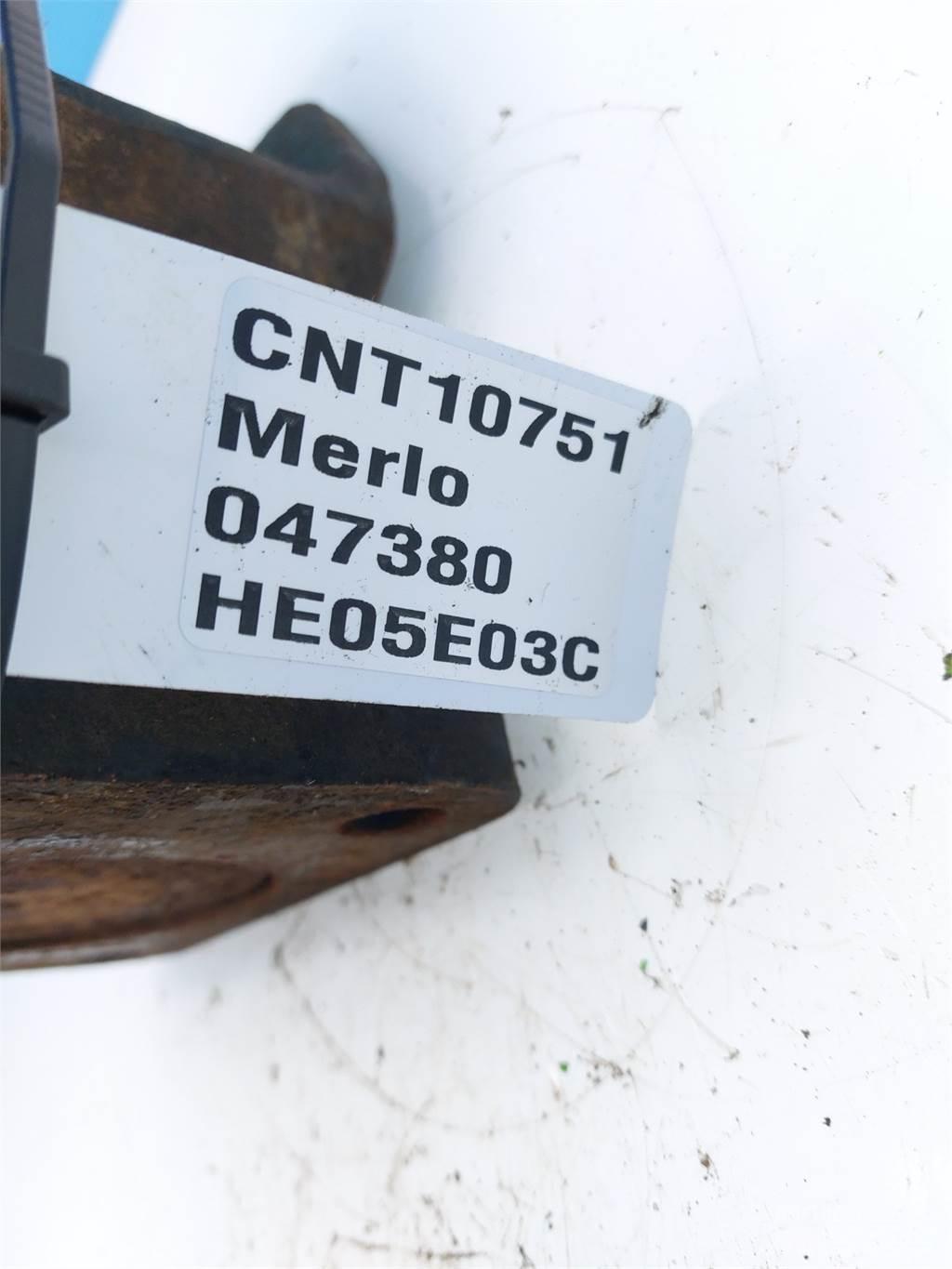 Merlo P41.7 クイックヒッチ