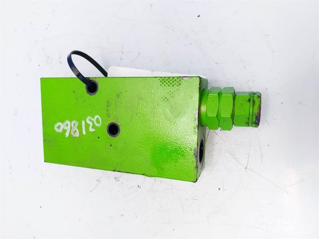 Merlo P41.7 油圧機