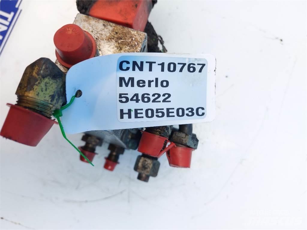 Merlo P41.7 油圧機