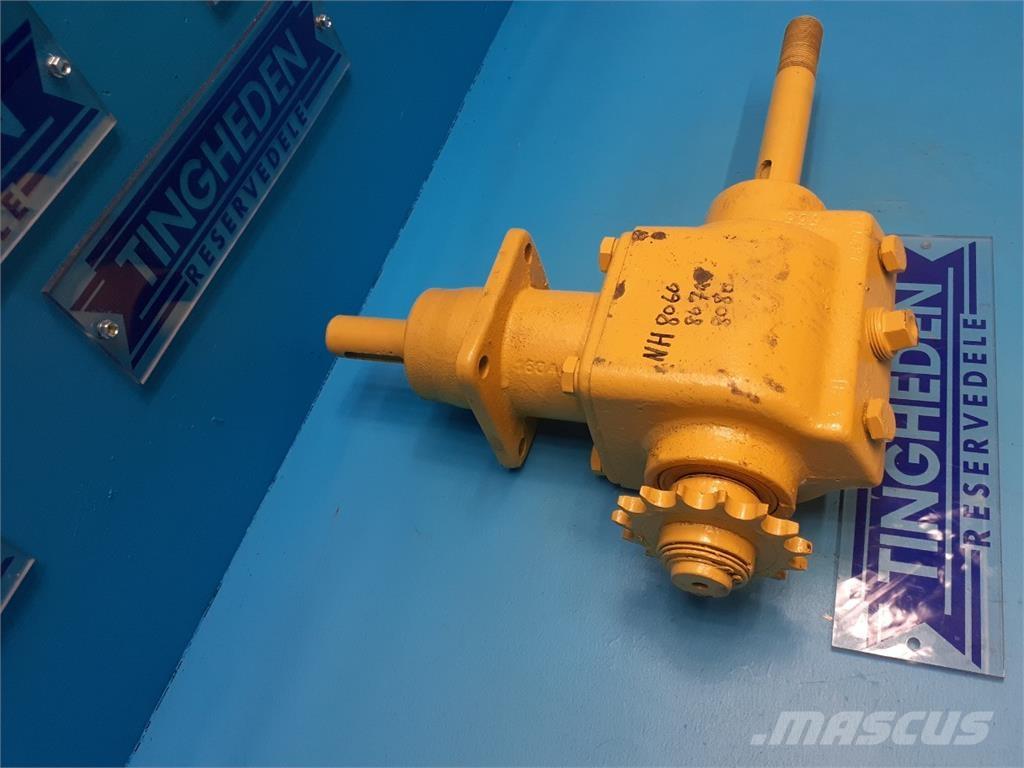 New Holland 8080 トランスミッション