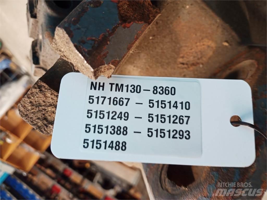 New Holland 8360 その他トラクターアクセサリー・アタッチメント