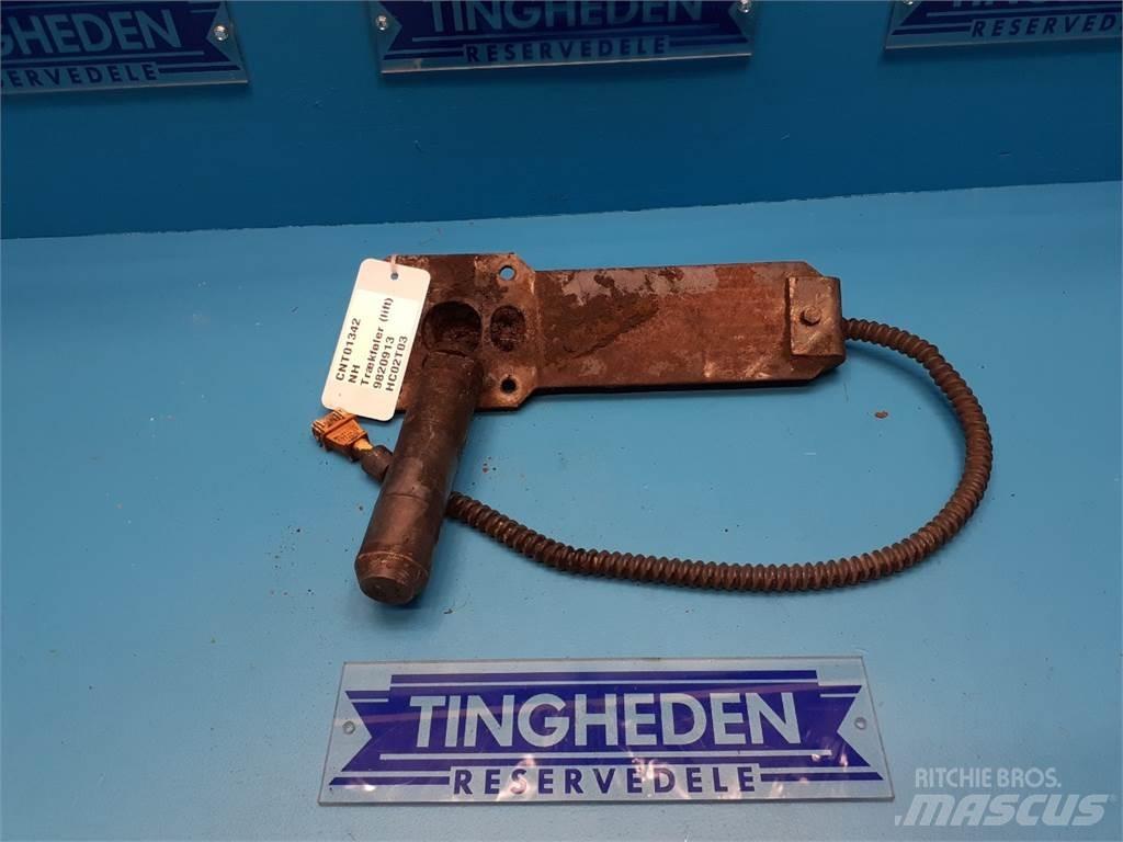 New Holland 8670 その他トラクターアクセサリー・アタッチメント