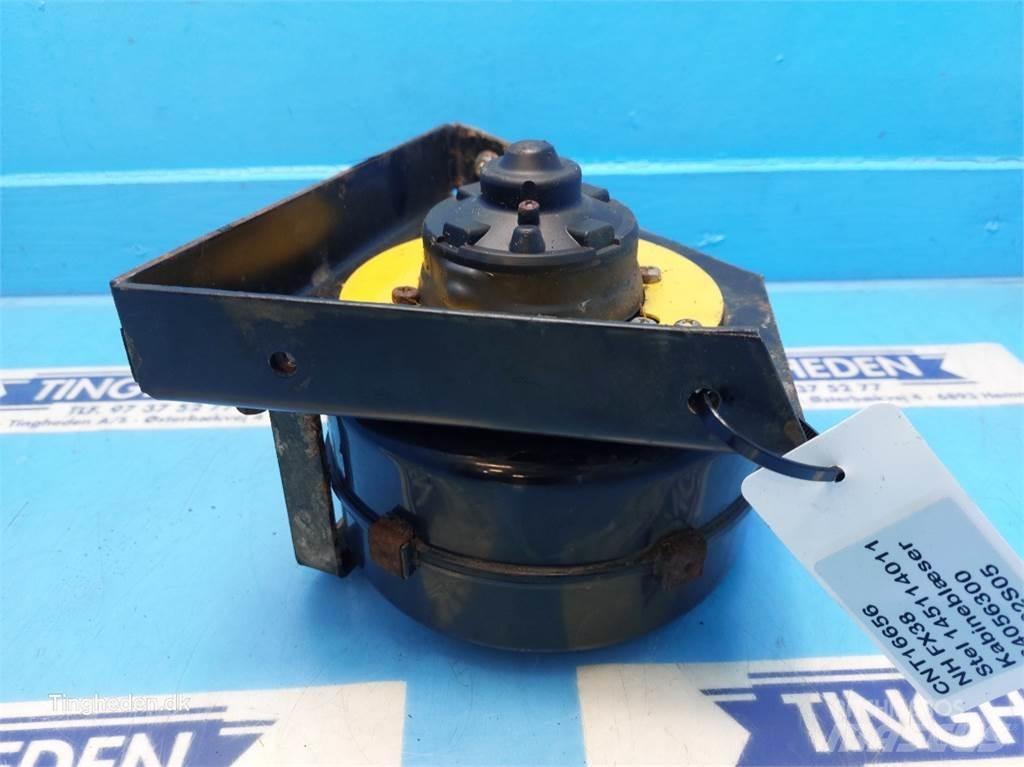 New Holland FX38 牧草機械用アクセサリー
