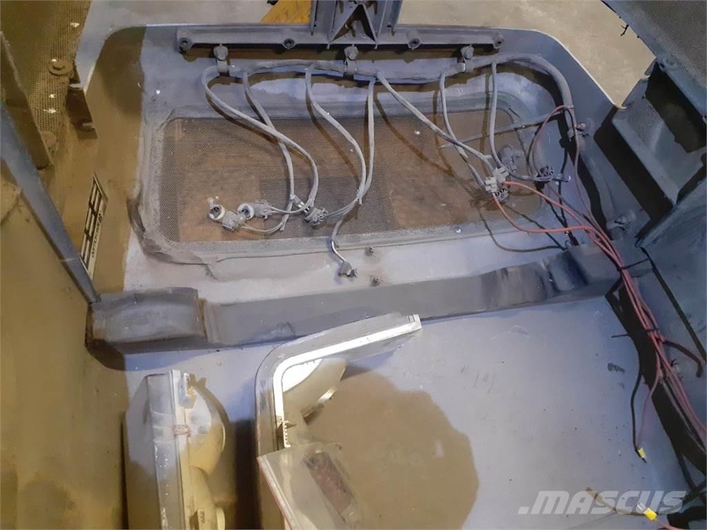 New Holland G170 その他トラクターアクセサリー・アタッチメント