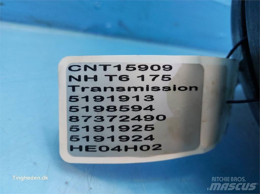 New Holland T6 トランスミッション