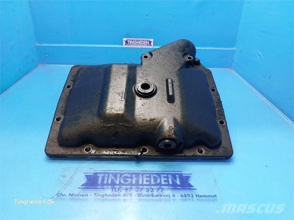 New Holland T6 トランスミッション