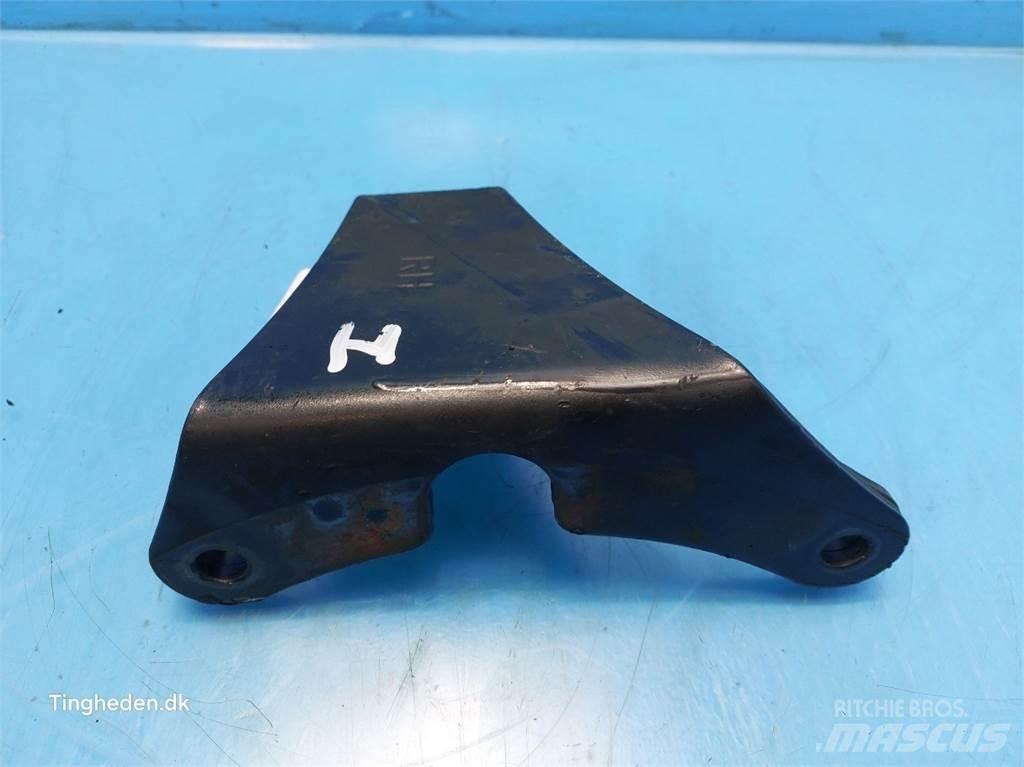 New Holland T6 キャビン及び内装