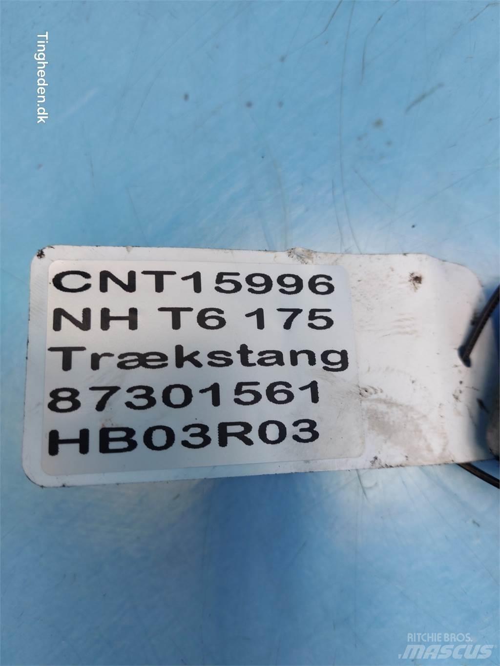 New Holland T6 キャビン及び内装