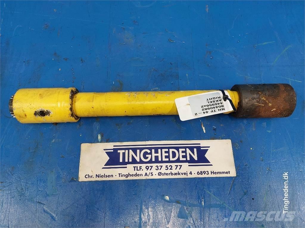New Holland TF44 トランスミッション