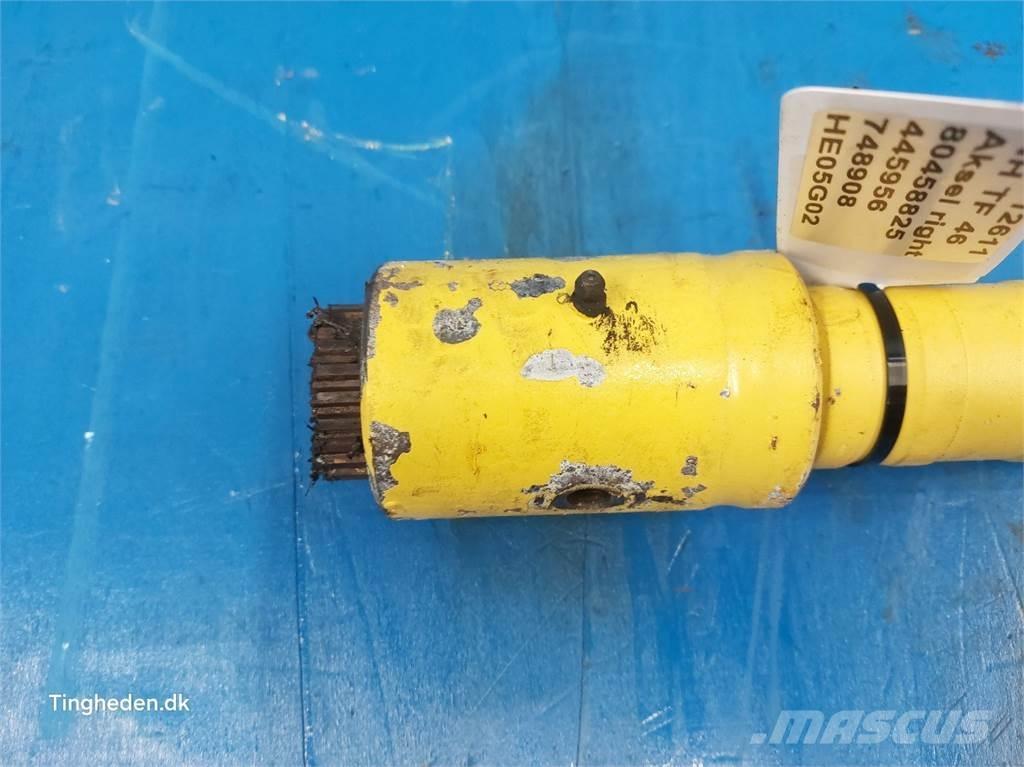New Holland TF46 トランスミッション