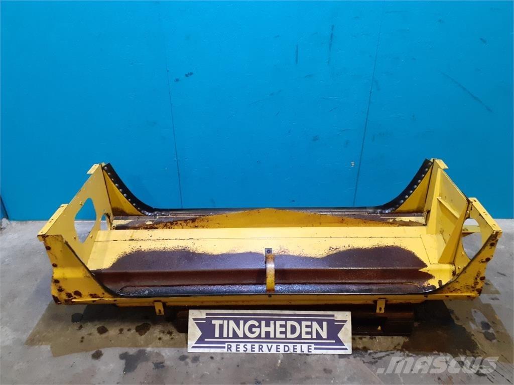 New Holland TF78 砂と塩撒き専用車