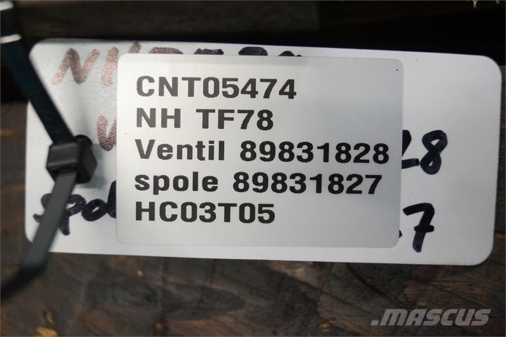 New Holland TF78 油圧機
