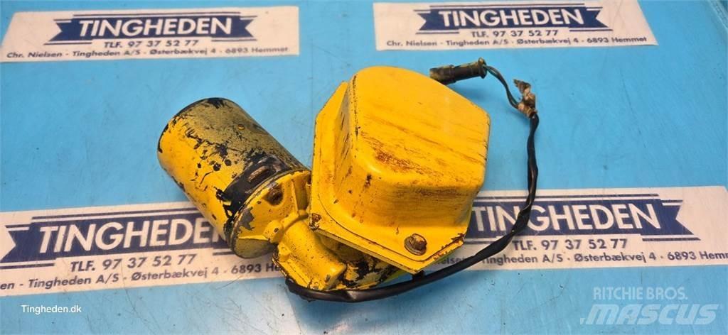 New Holland TF78 電子機器