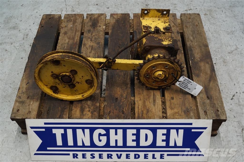 New Holland TX36 トランスミッション