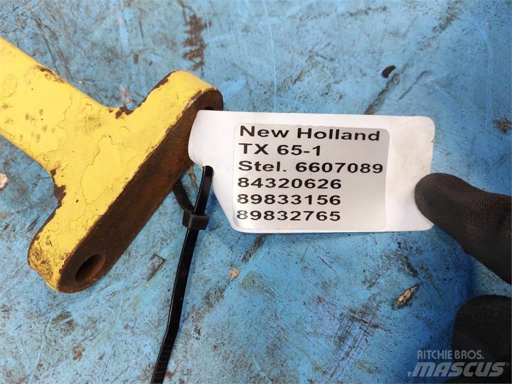 New Holland TX65 砂と塩撒き専用車