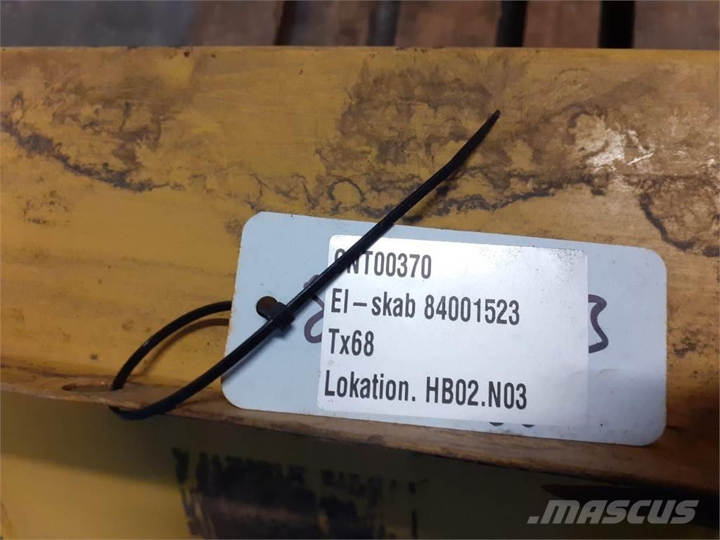 New Holland TX68 電子機器