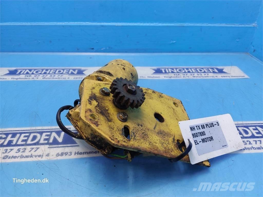 New Holland TX68 電子機器