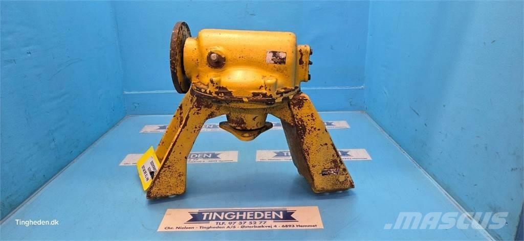 New Holland TX68 トランスミッション