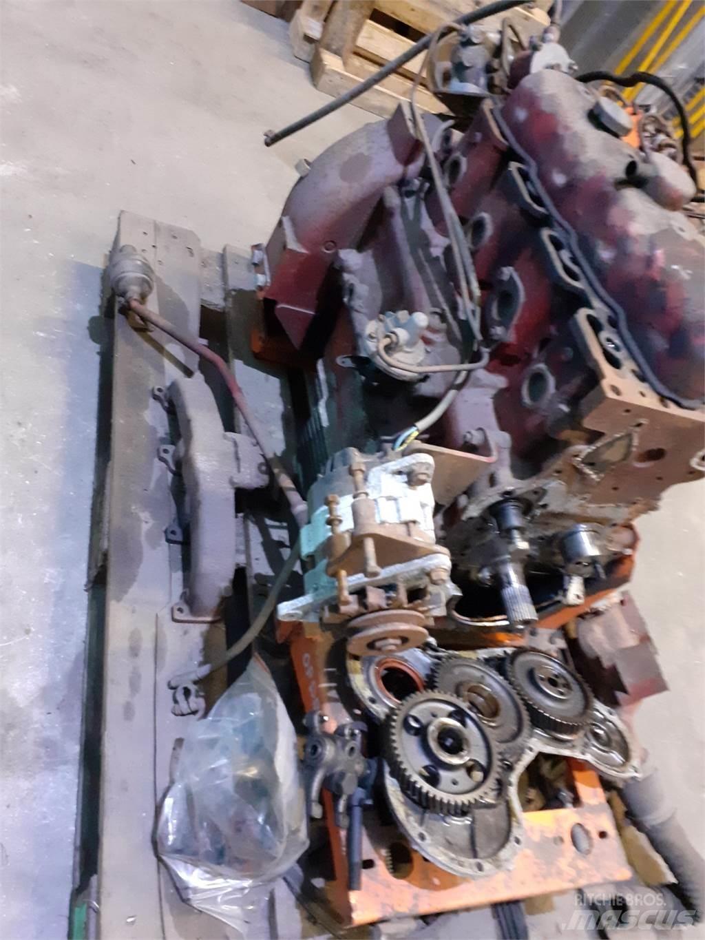 Perkins 4.154 エンジン