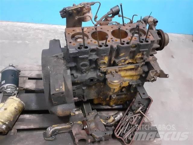 Perkins 4.248 エンジン
