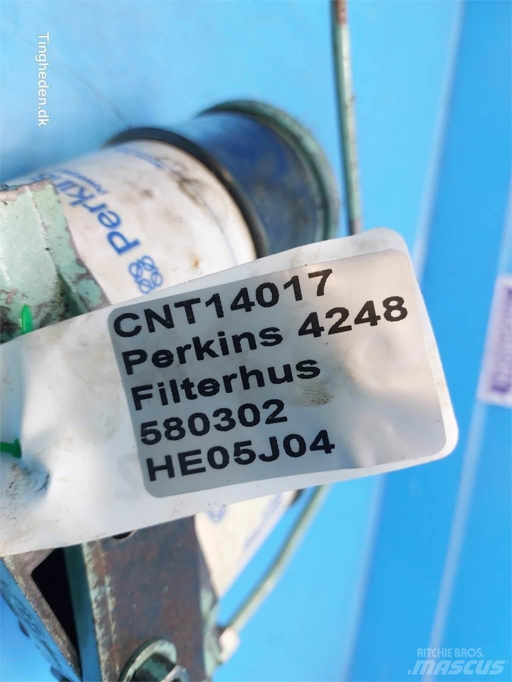 Perkins 4.248 エンジン
