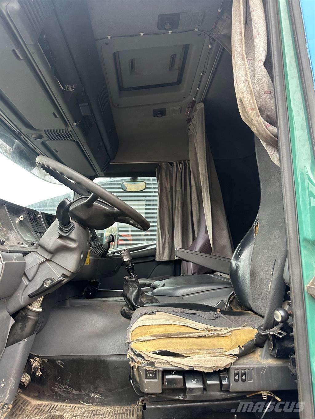 Scania 124 アームロール
