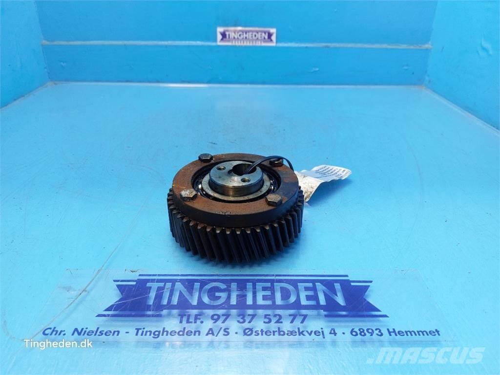  SisuDiesel 645 エンジン