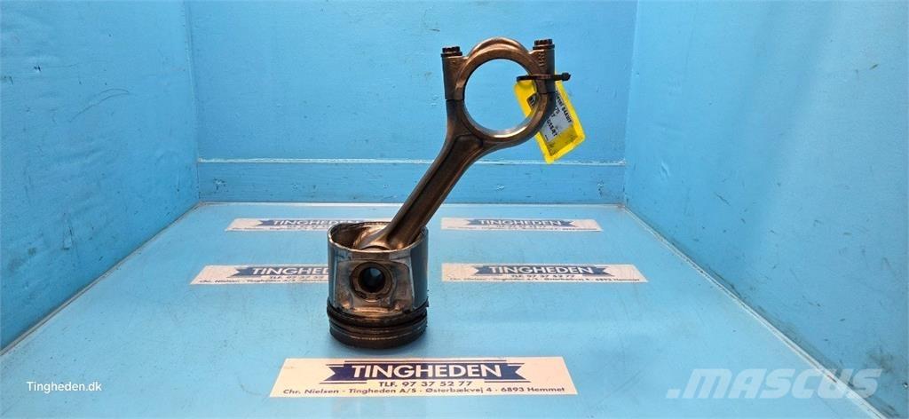  SisuDiesel 84AWF エンジン