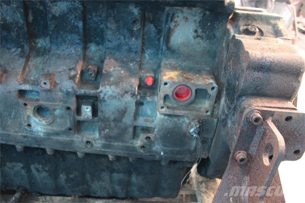  SisuDiesel 98CTA エンジン