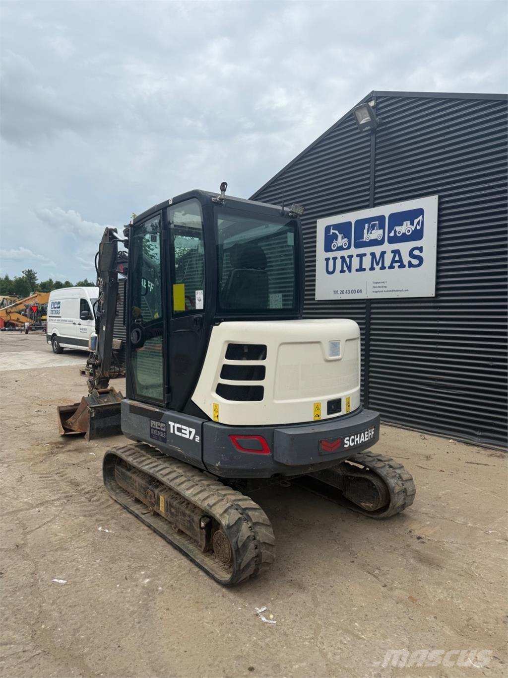 Terex TC37 ミニ油圧ショベル 7t以下（ミニユンボ・ミニディガー）