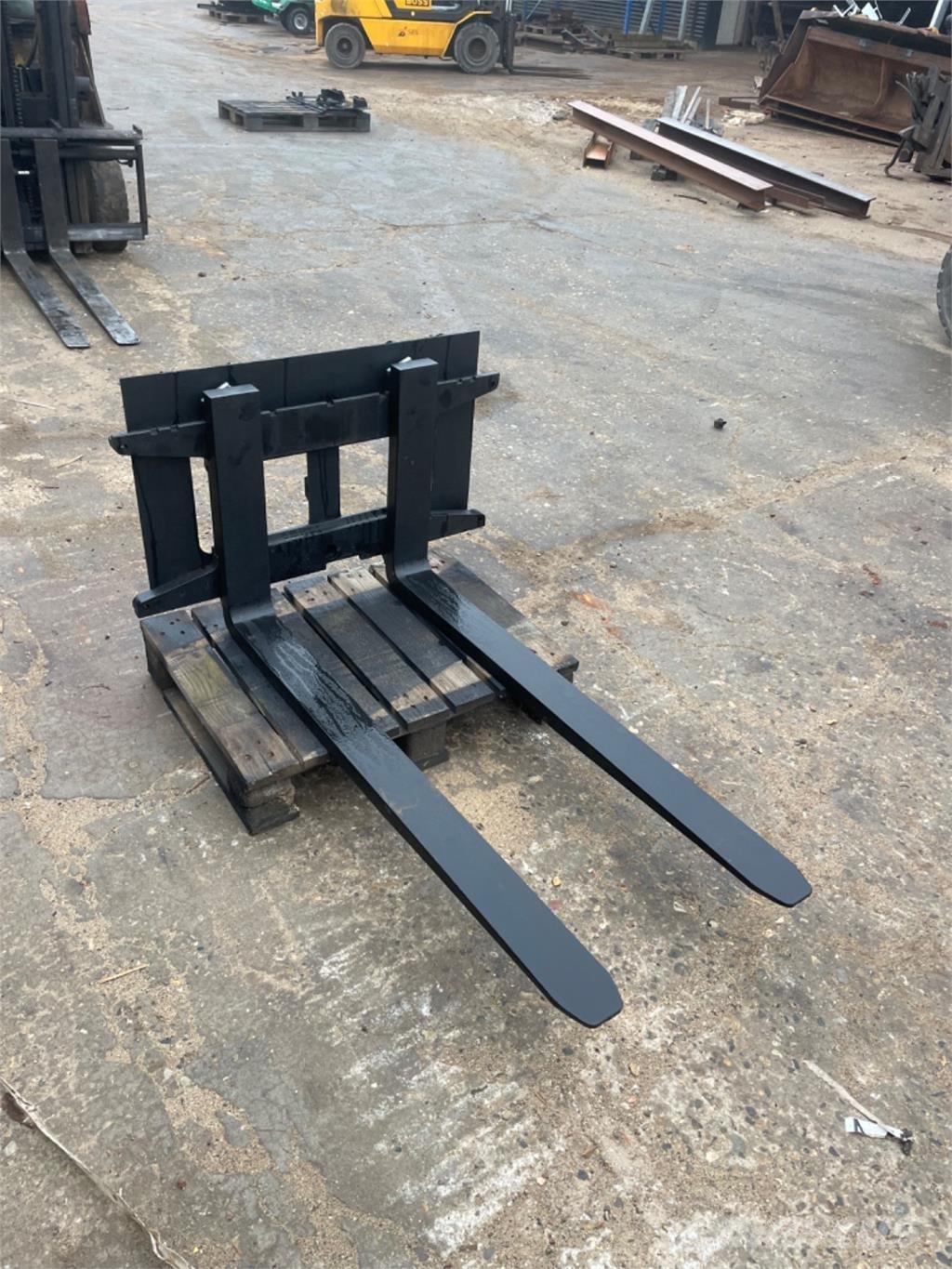 Thaler 2500kg ミニローダー