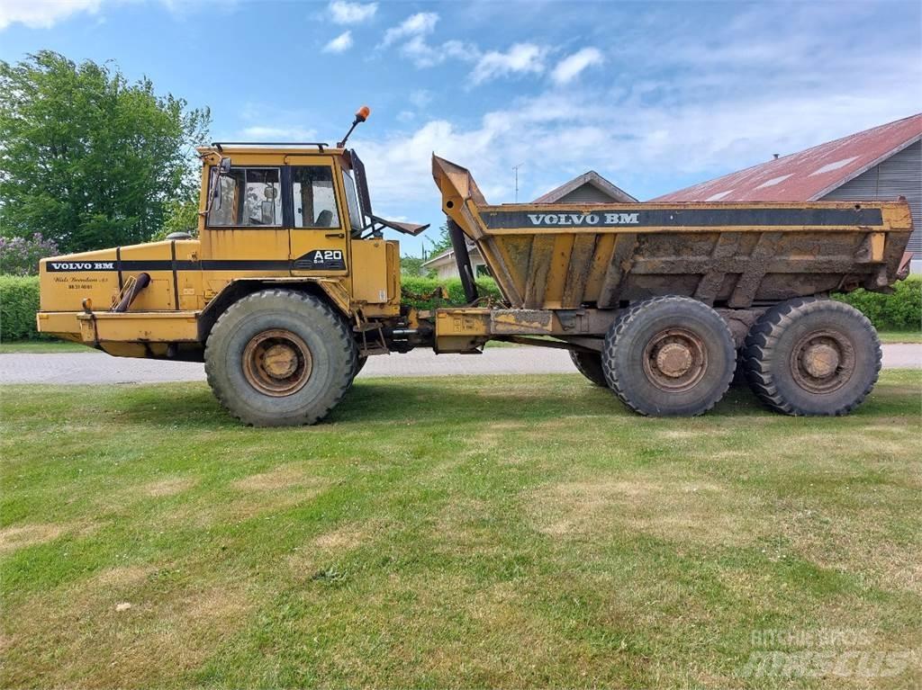 Volvo A20 6x4 サイト　ダンプ