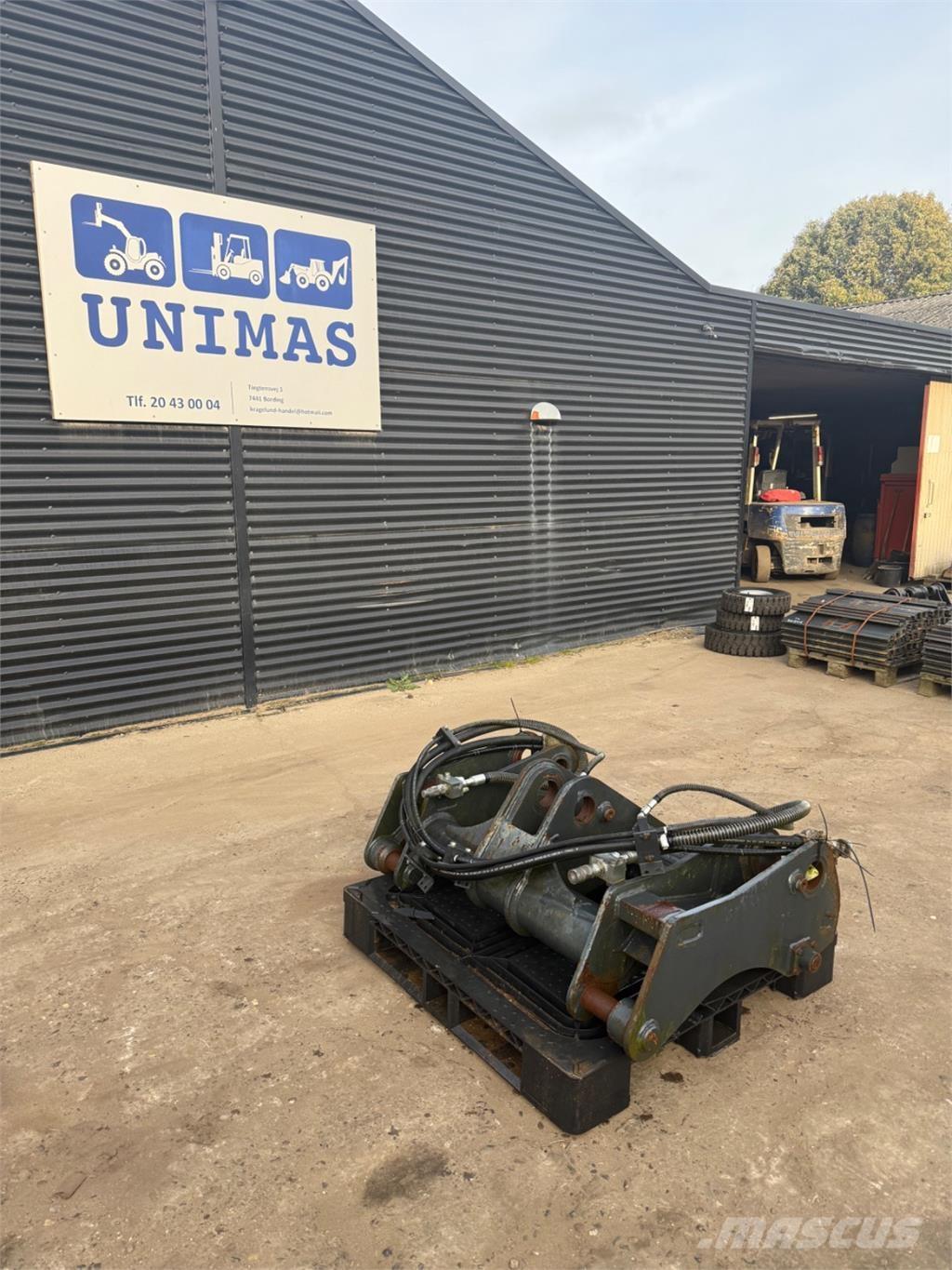 Volvo BM クイックヒッチ