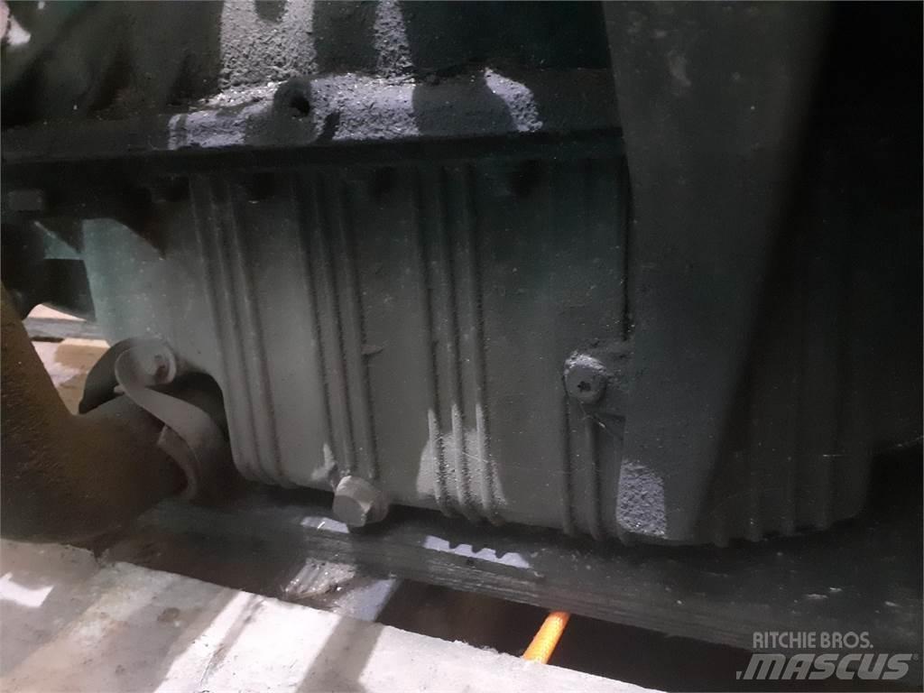 Volvo V70 Motor その他トレーラー