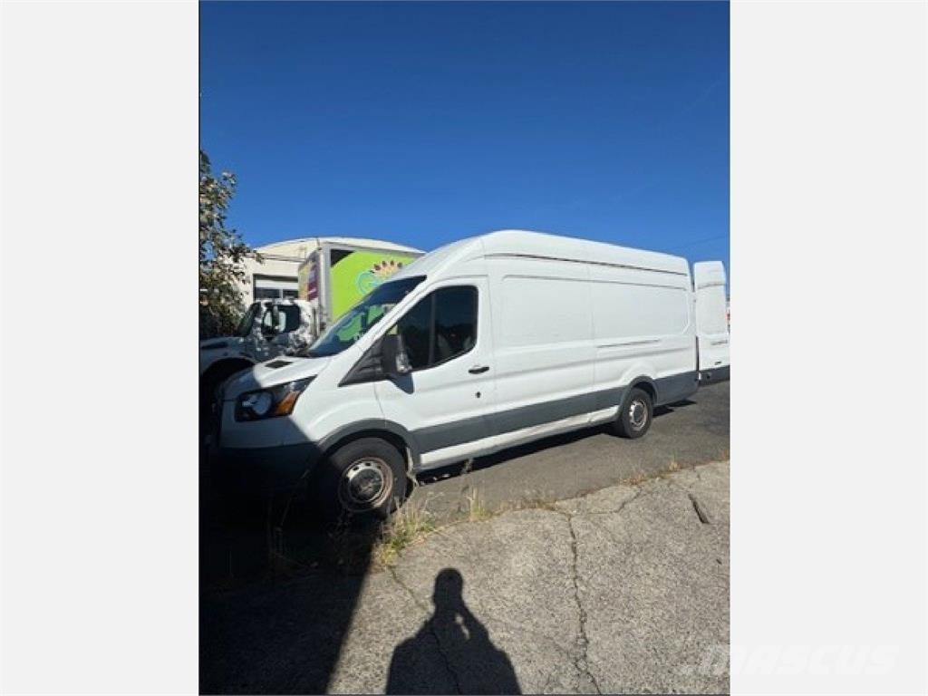 Ford TRANSIT パネルバン