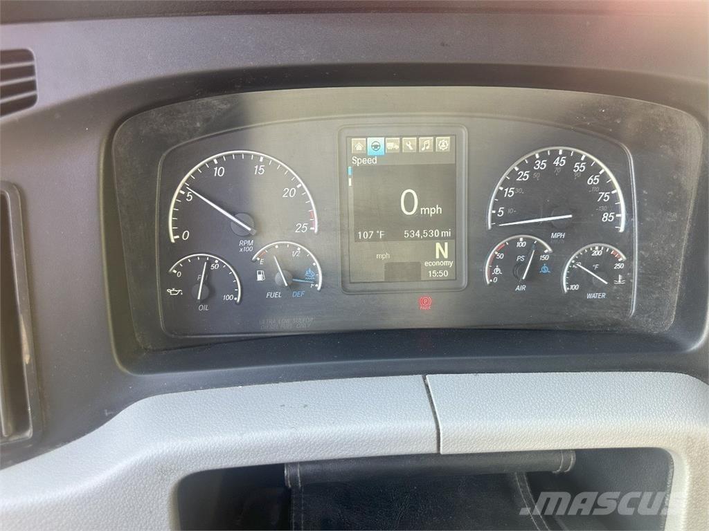 Freightliner CA126 中古トラクターヘッド | トレーラーヘッド