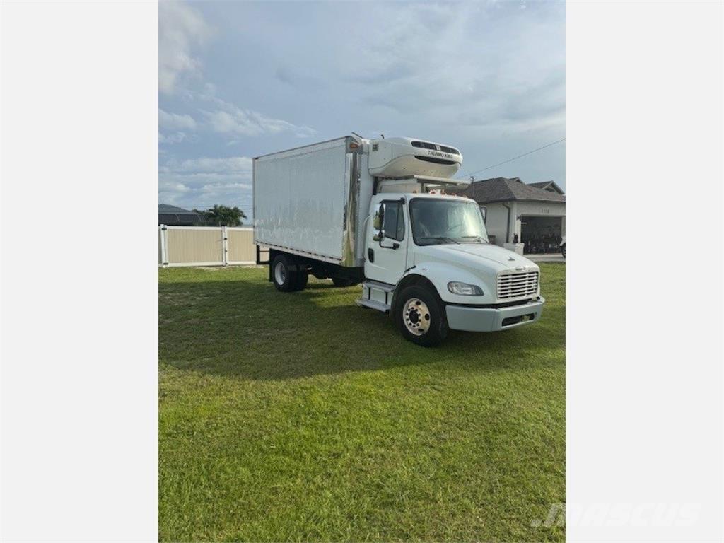 Freightliner M-2 冷凍冷蔵車