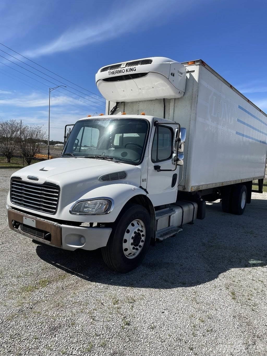 Freightliner M2 冷凍冷蔵車