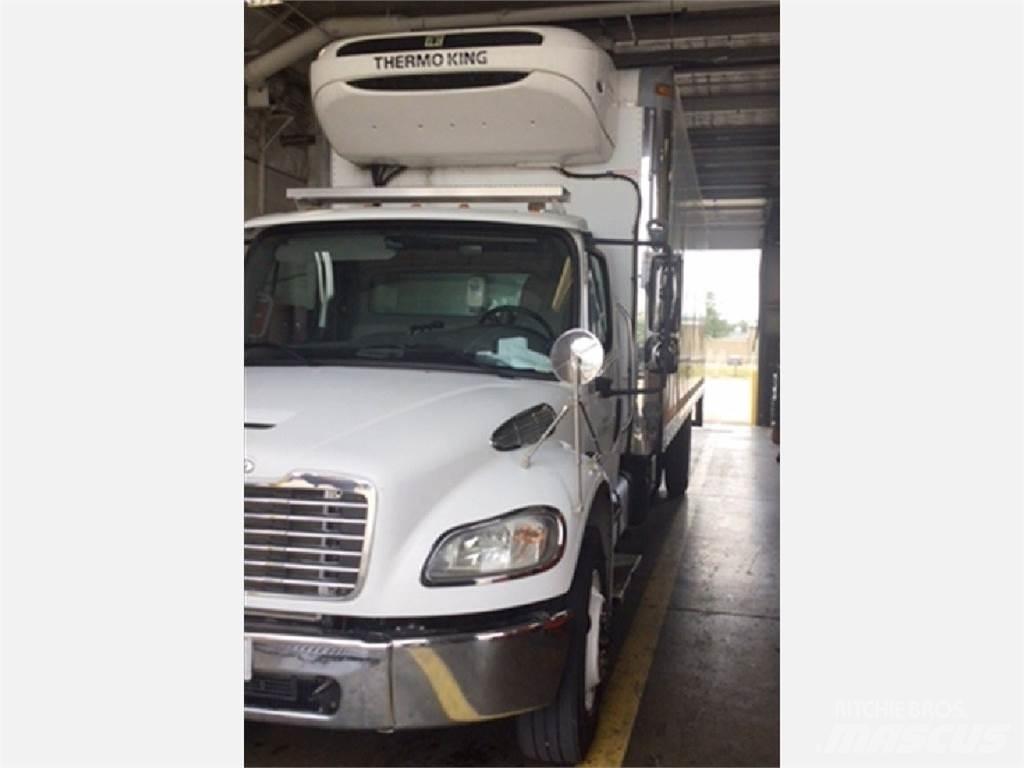 Freightliner M2 冷凍冷蔵車