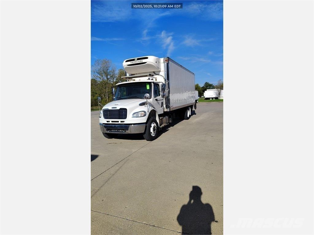 Freightliner M2 冷凍冷蔵車