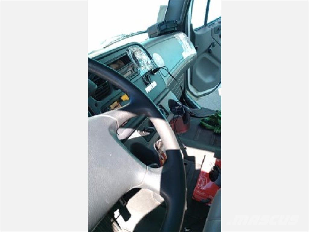 Freightliner M2 ボックスボディー、ウイング、箱車